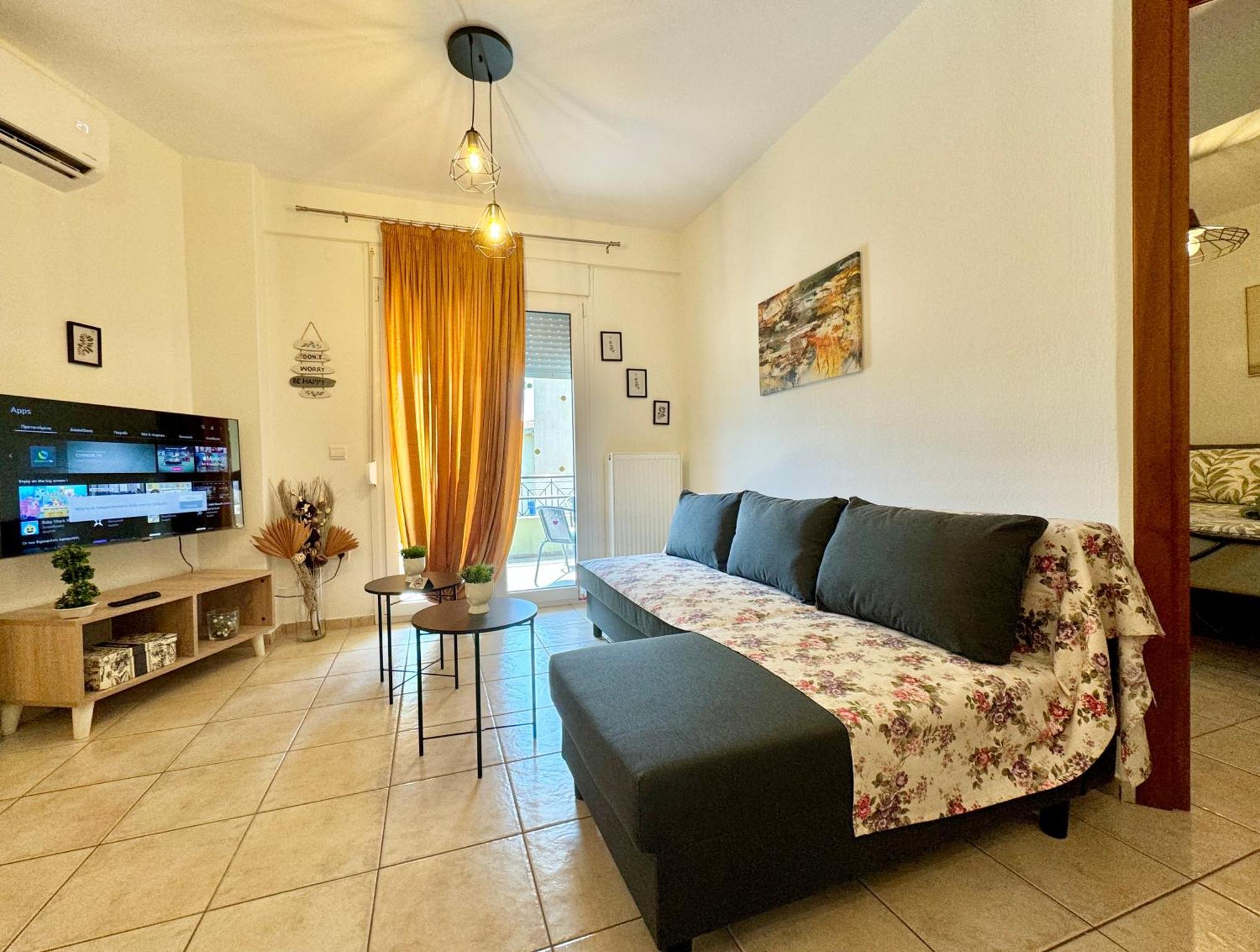 Agis Apartment Kavála ภายนอก รูปภาพ